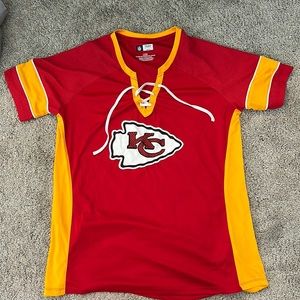 NFL Team Apparel Women’s Large shirt